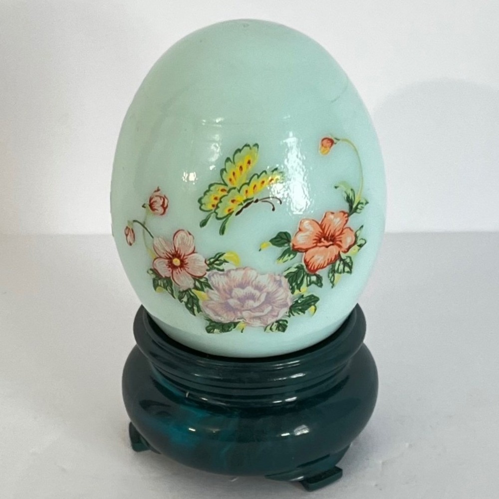 Vintage 1975 Avon Egg‎ Cologne Bottle Patchwork Charisma  Blossoms Empty